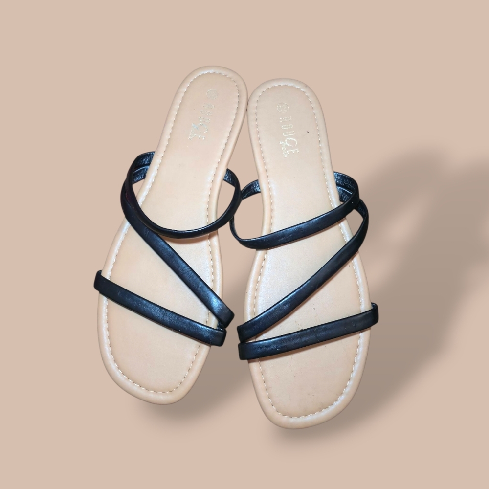NWT Ambiance Black Strappy Flat SandalsBrand new with tags Ambiance sandalas